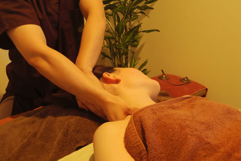 お顔ほぐしのイメージ